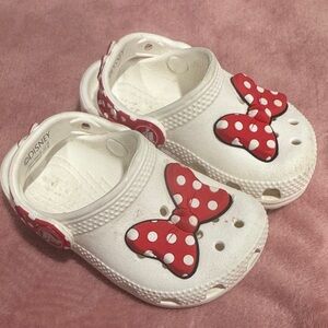 Disney Kids White and Red Bow Water Shoes